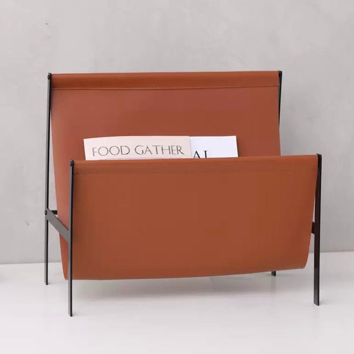 Luca Zeitschriftenhalter aus Metall &amp; Leder – Modernes Wohnaccessoire
